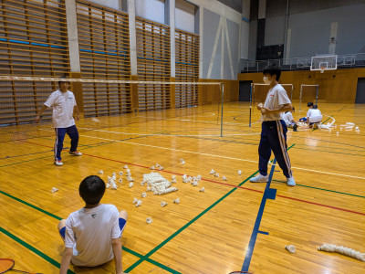 712バド部練習①