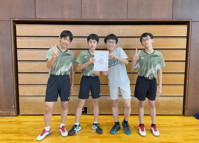 R7新人バド男団３位